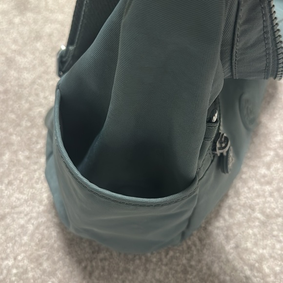 Kipling crossbody purse - Picture 4 of 4